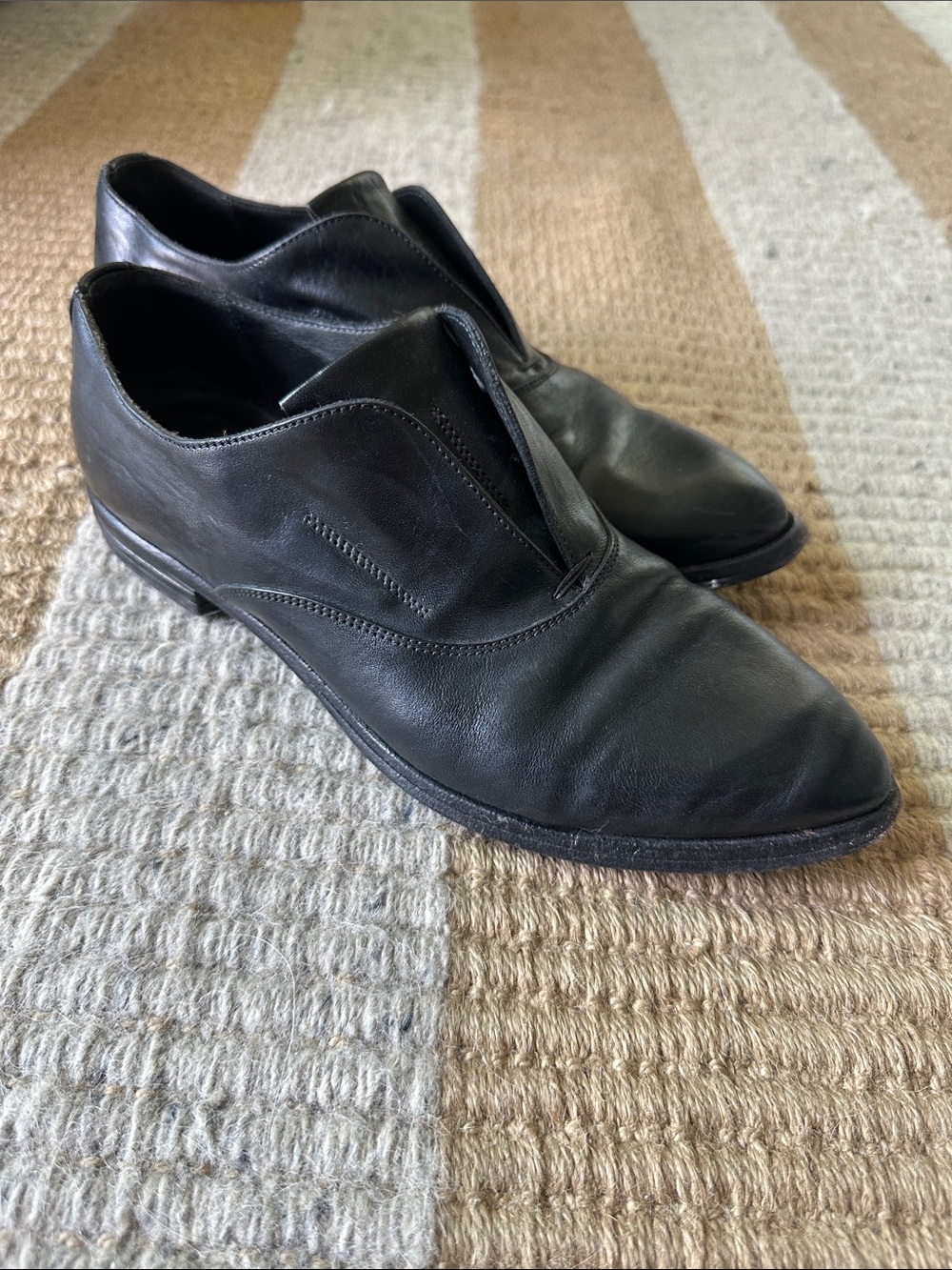 Moma Black Leather Slip-On Shoes
